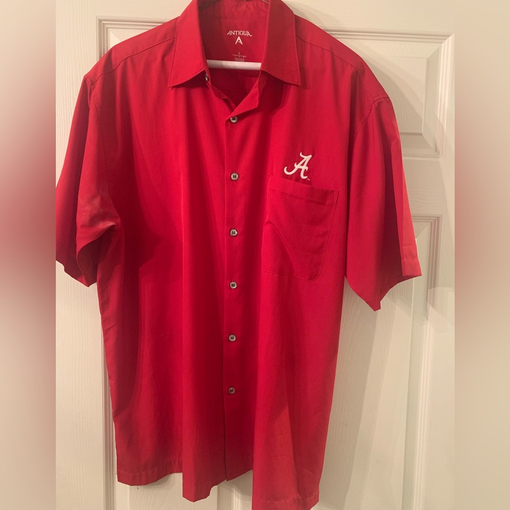 Alabama collar button down shirt. Short sleeve